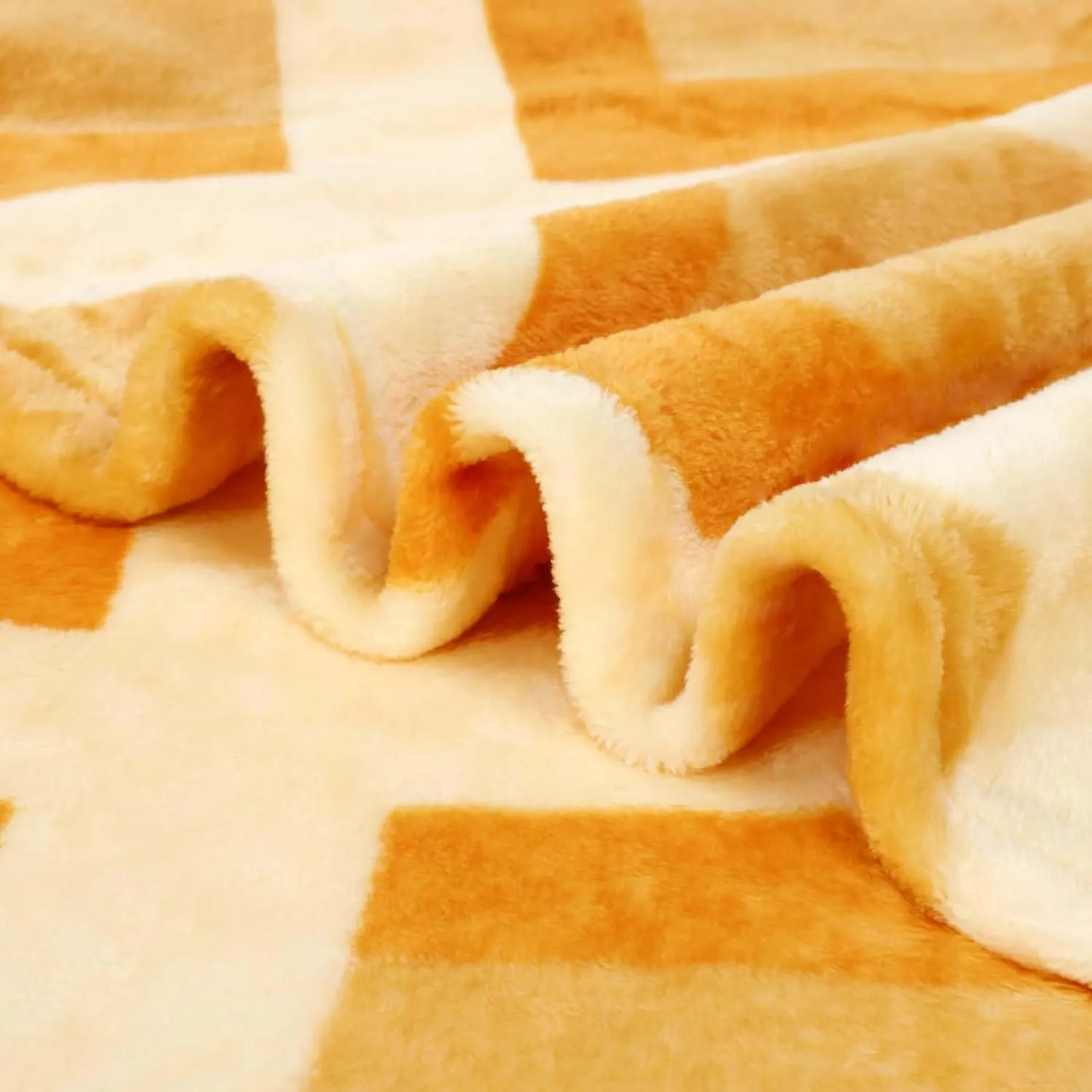 Bnuitland Waffle Funny Blanket, 300 GSM Double Sided Giant Funny Novelty Realistic Food Blanket with Pouch for Adults and Kids, Super Soft Flannel Throw