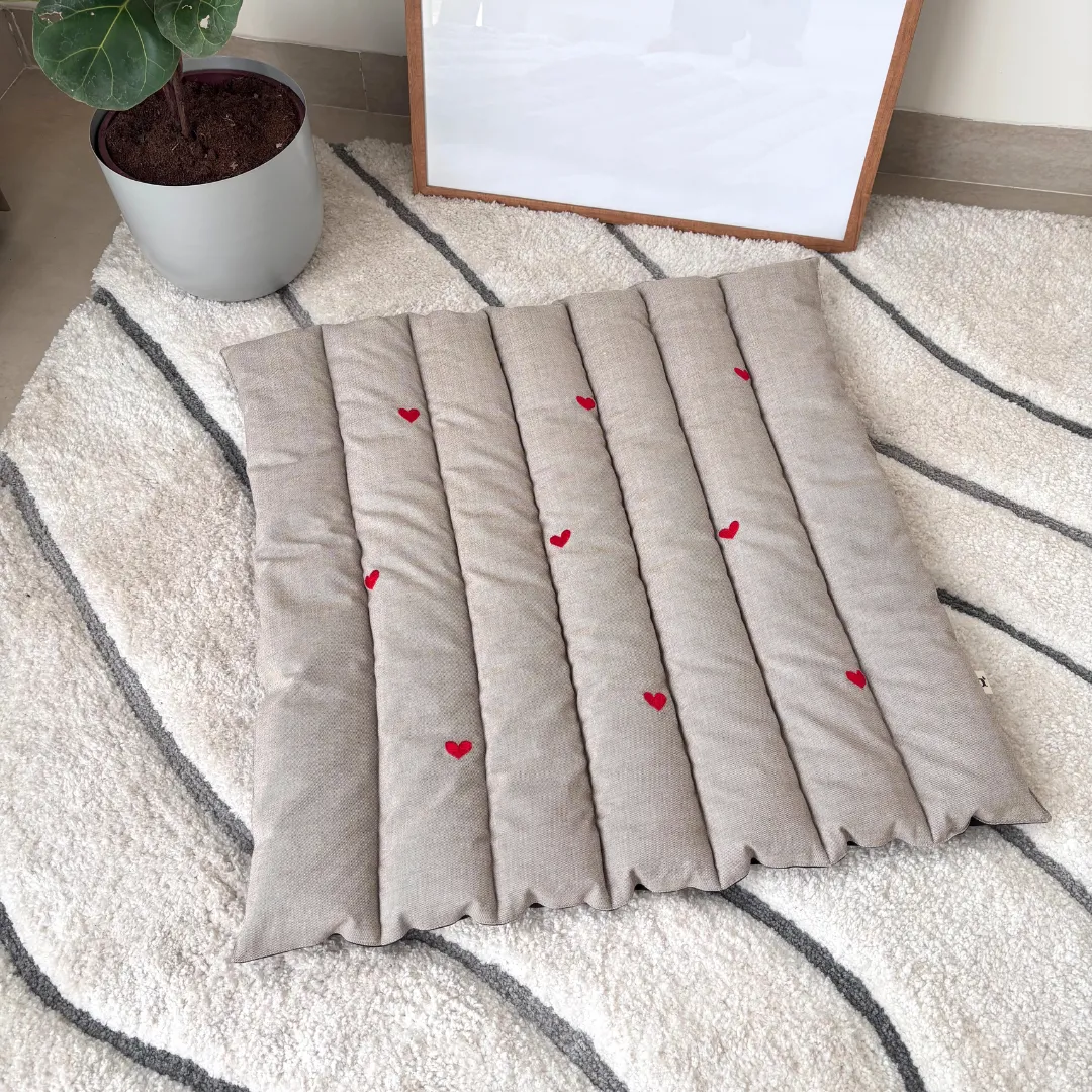 PoochMate Beige Cotton Panel Quilted Dog Mat